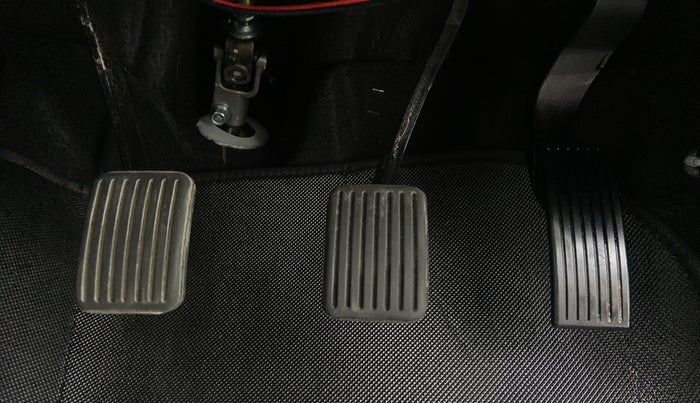2022 Hyundai NEW SANTRO SPORTZ EXECUTIVE CNG, CNG, Manual, 2,510 km, Pedals