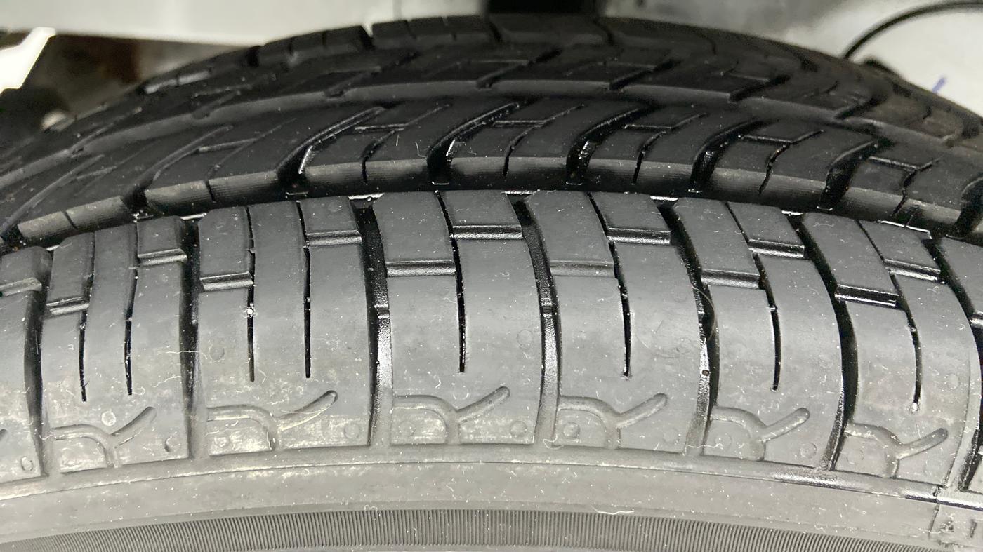 2022 Hyundai NEW SANTRO SPORTZ EXECUTIVE CNG, CNG, Manual, 2,510 km, Right Rear Tyre Tread