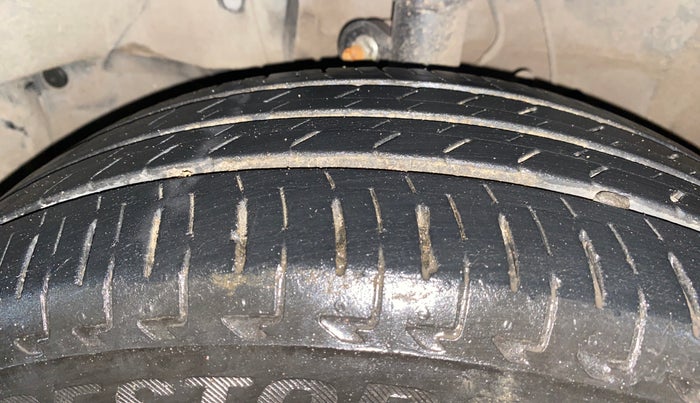 2015 Honda City 1.5L I-VTEC VX (O) MT, Petrol, Manual, 46,179 km, Left Front Tyre Tread