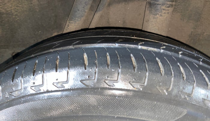 2015 Honda City 1.5L I-VTEC VX (O) MT, Petrol, Manual, 46,179 km, Left Rear Tyre Tread