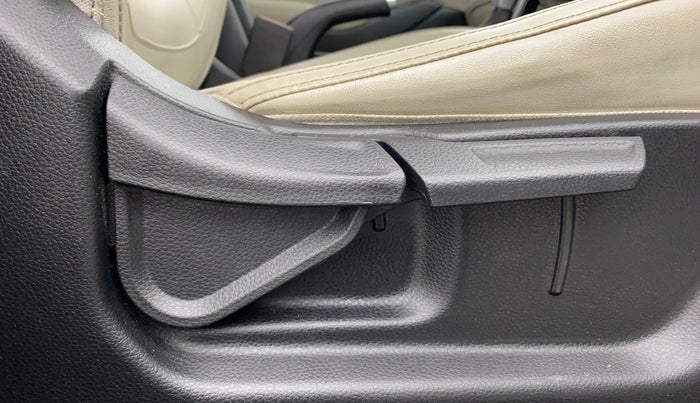 2019 KIA SELTOS HTX IVT 1.5 PETROL, Petrol, Automatic, 76,136 km, Driver Side Adjustment Panel