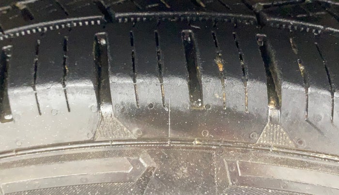 2019 KIA SELTOS HTX IVT 1.5 PETROL, Petrol, Automatic, 76,136 km, Left Front Tyre Tread