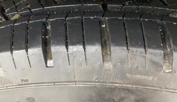 2019 KIA SELTOS HTX IVT 1.5 PETROL, Petrol, Automatic, 76,136 km, Right Rear Tyre Tread