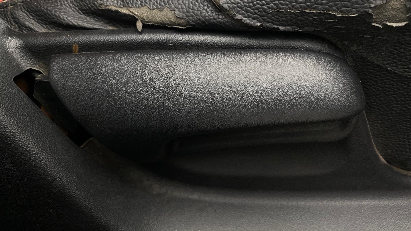 2017 Maruti Swift VXI, Petrol, Manual, 29,558 km, Driver Side Adjustment Panel
