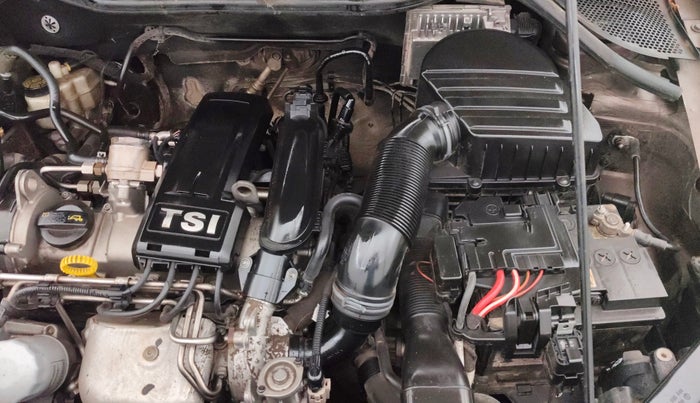 2017 Volkswagen Vento HIGHLINE PETROL AT, Petrol, Automatic, 1,13,017 km, Engine View - Left