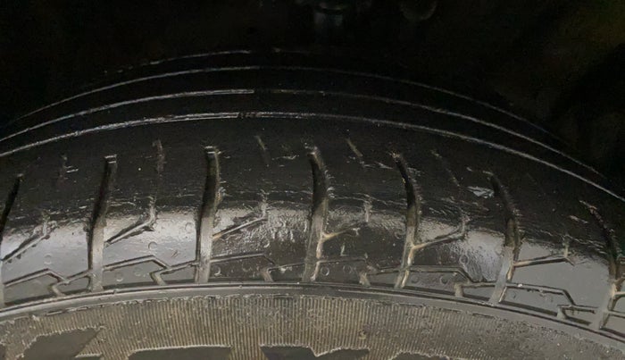 2021 Hyundai Creta SX 1.5 PETROL, Petrol, Manual, 50,043 km, Right Front Tyre Tread