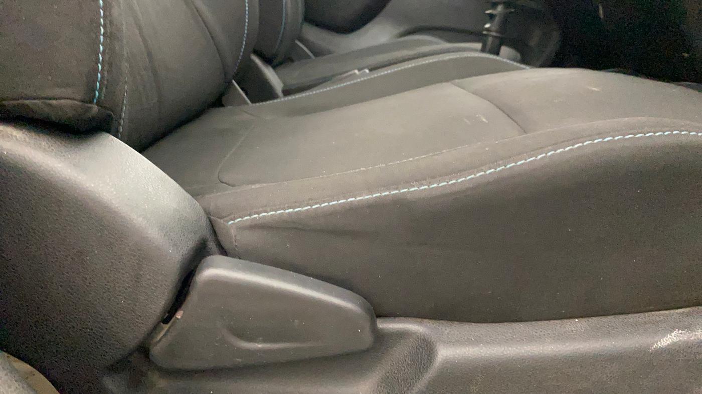 2021 Renault Kwid NEOTECH RXL 1.0 MT, CNG, Manual, 50,989 km, Driver Side Adjustment Panel