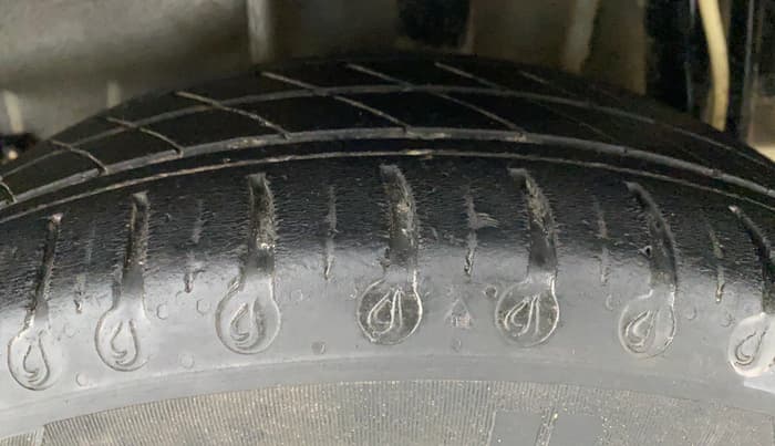 2021 Tata TIGOR Revotron XE, CNG, Manual, 39,845 km, Left Rear Tyre Tread