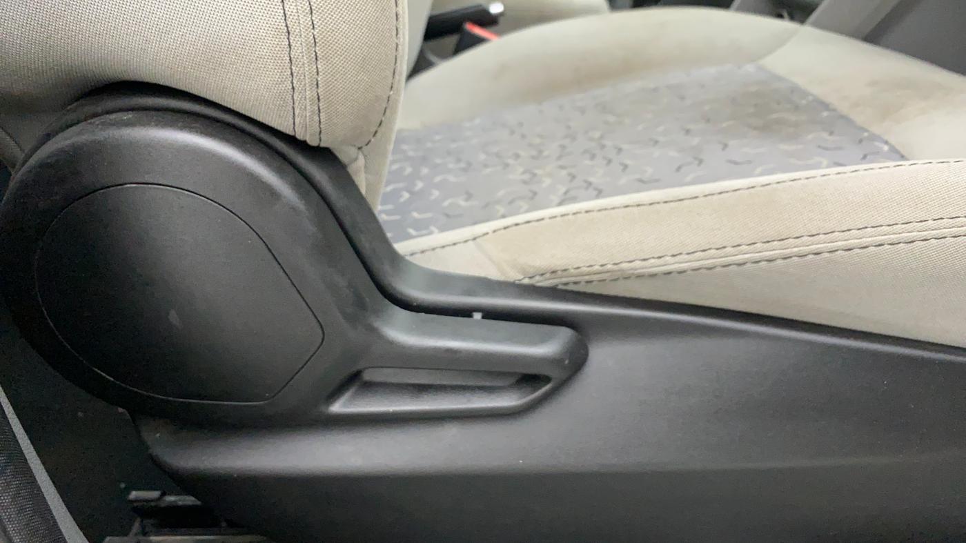 2021 Tata TIGOR Revotron XE, CNG, Manual, 39,845 km, Driver Side Adjustment Panel