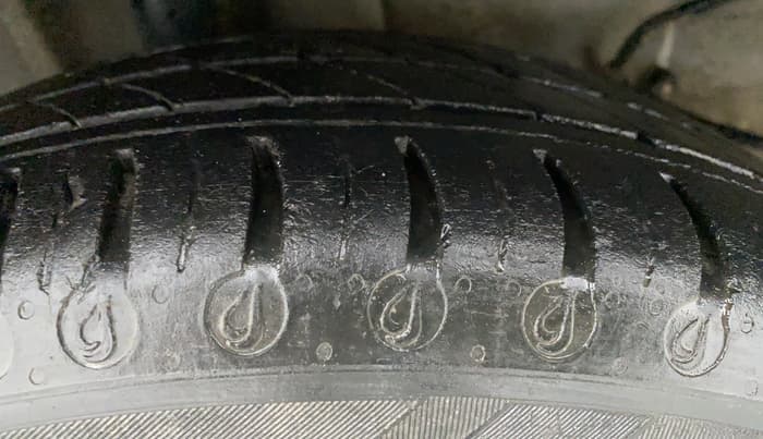 2021 Tata TIGOR Revotron XE, CNG, Manual, 39,845 km, Right Rear Tyre Tread