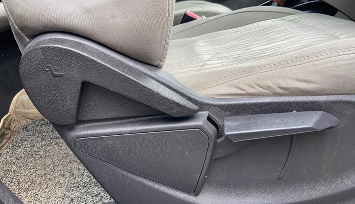 2016 Ford Ecosport TITANIUM 1.5L PETROL AT, Petrol, Automatic, 87,991 km, Driver Side Adjustment Panel