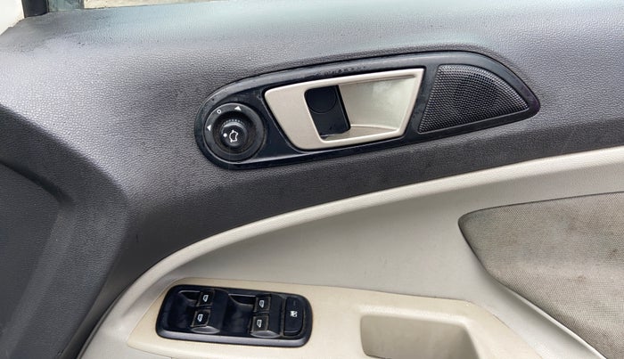 2016 Ford Ecosport TITANIUM 1.5L PETROL AT, Petrol, Automatic, 87,991 km, Driver Side Door Panels Control