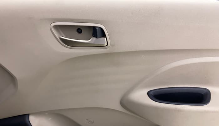 2020 Hyundai NEW SANTRO SPORTZ AMT, Petrol, Automatic, 58,471 km, Driver Side Door Panels Control