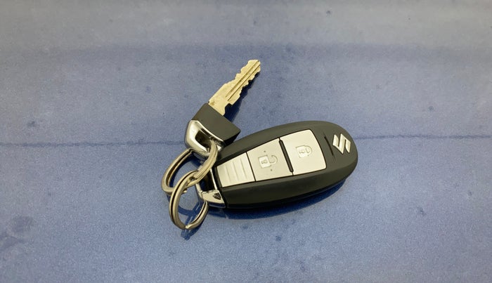 2019 Maruti S Cross DELTA 1.3, Diesel, Manual, 94,530 km, Key Close Up