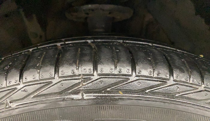 2019 Maruti S Cross DELTA 1.3, Diesel, Manual, 94,530 km, Right Front Tyre Tread