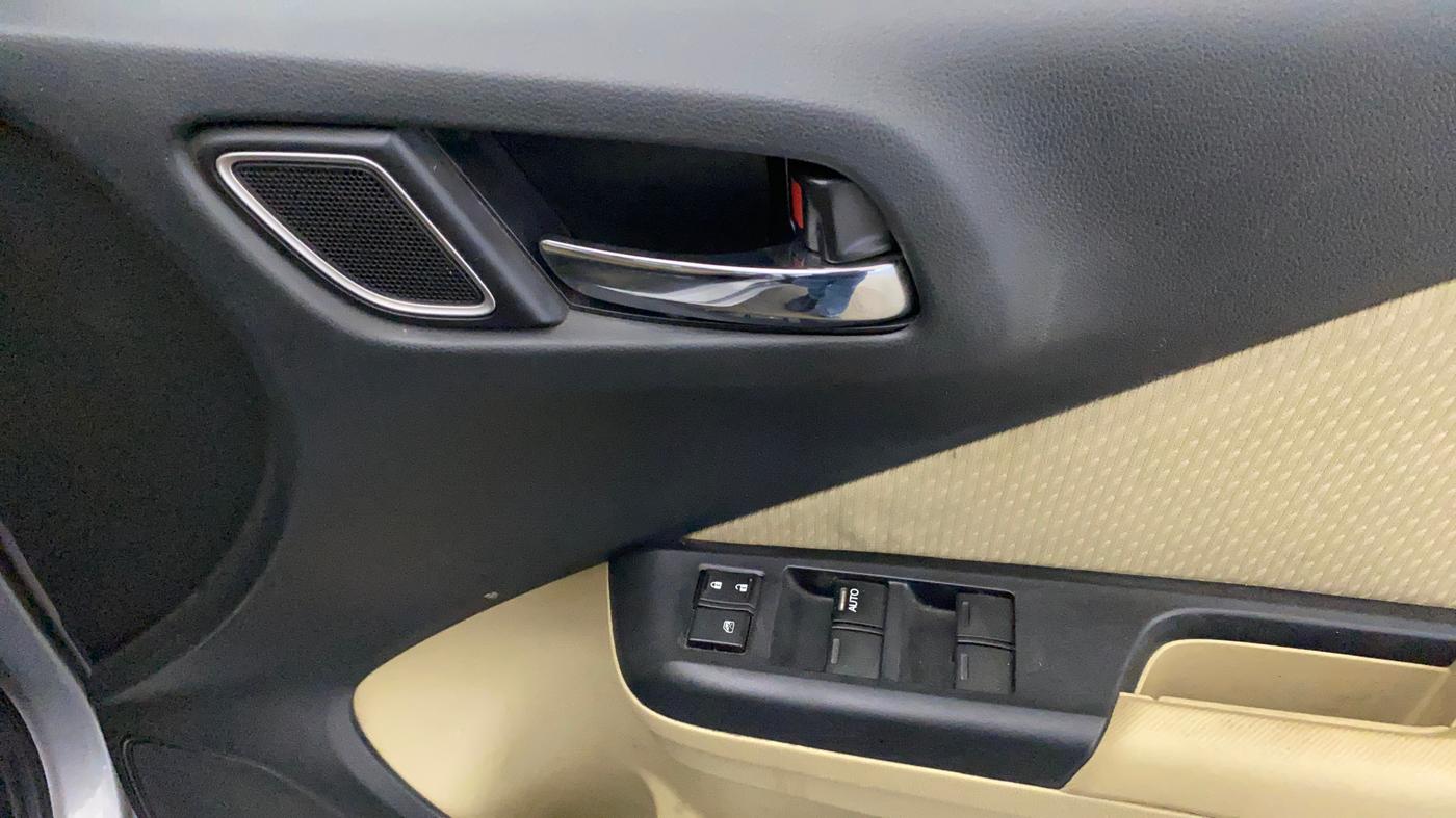 2019 Honda City 1.5L I-VTEC VX, Petrol, Manual, 49,692 km, Driver Side Door Panels Control