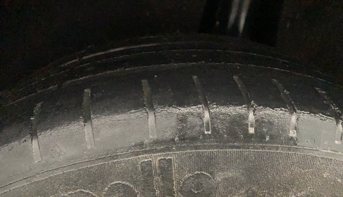 2019 Maruti Baleno ZETA PETROL 1.2, Petrol, Manual, 65,203 km, Left Rear Tyre Tread