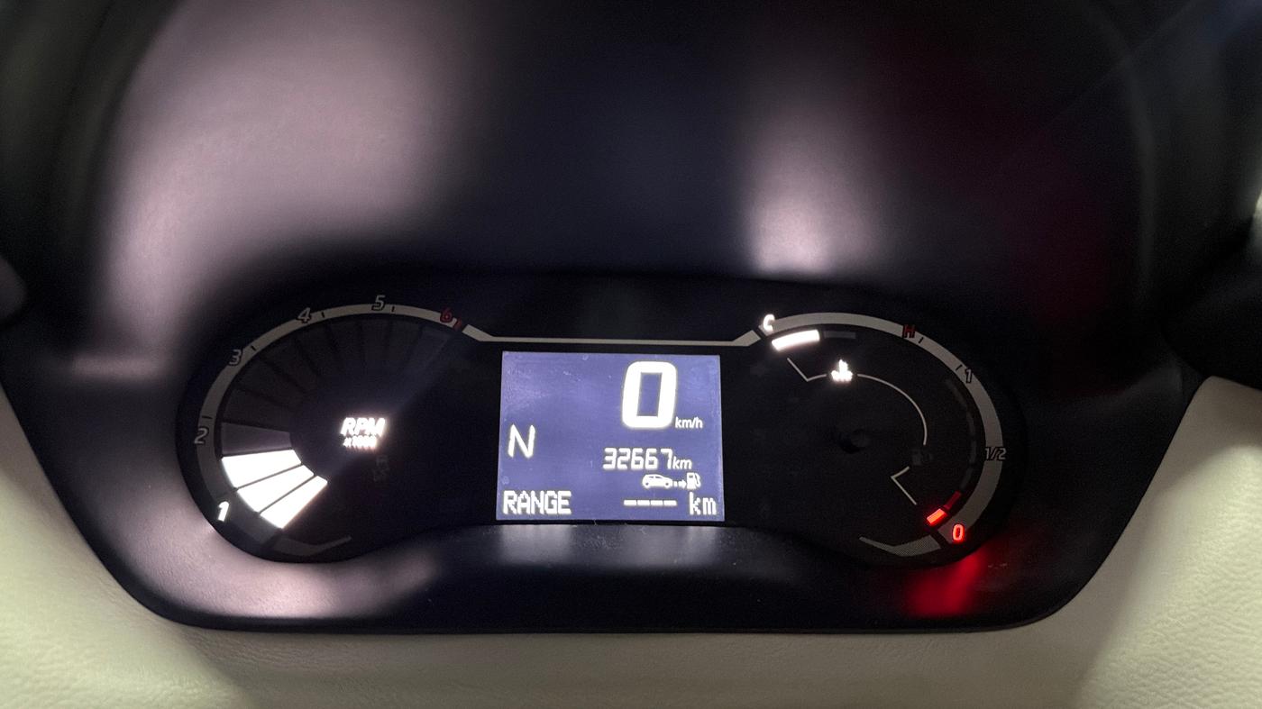 2024 Nissan MAGNITE  XE AMT EZ Shift, Petrol, Automatic, 32,660 km, Odometer Image