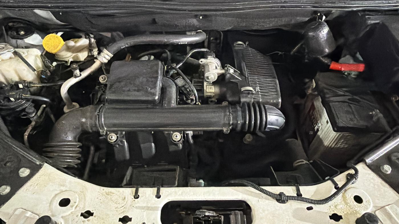 2024 Nissan MAGNITE  XE AMT EZ Shift, Petrol, Automatic, 32,660 km, Engine View