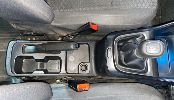 2023 Tata ALTROZ XE PLUS PETROL, Petrol, Manual, 20,497 km, Gear Lever