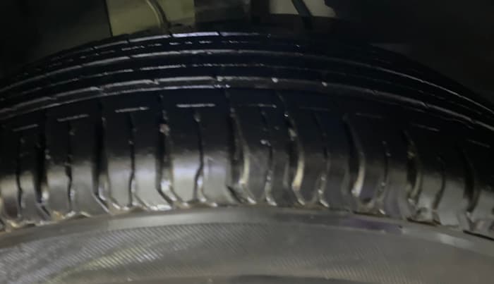 2023 Tata ALTROZ XE PLUS PETROL, Petrol, Manual, 20,497 km, Right Front Tyre Tread