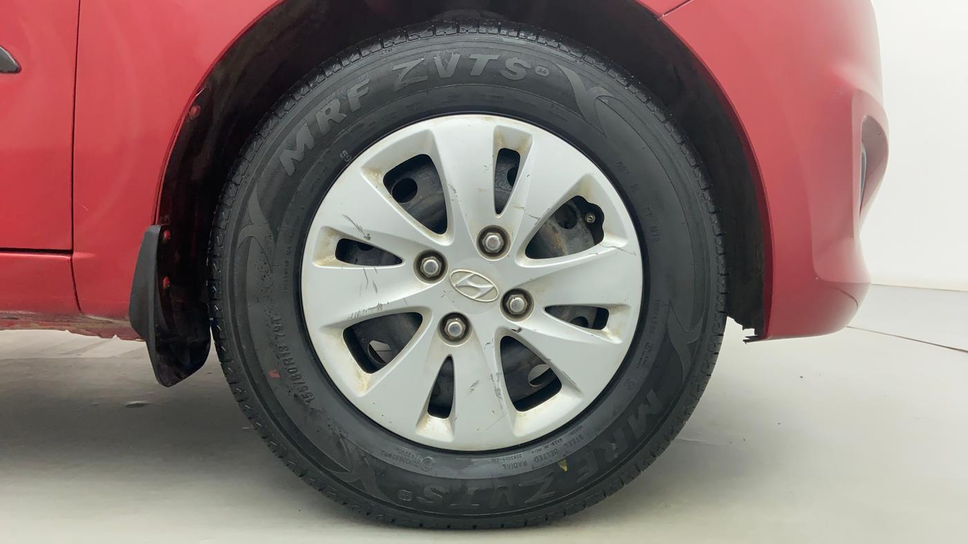 2011 Hyundai i10 MAGNA 1.2 KAPPA2, Petrol, Manual, 17,092 km, Right Front Tyre