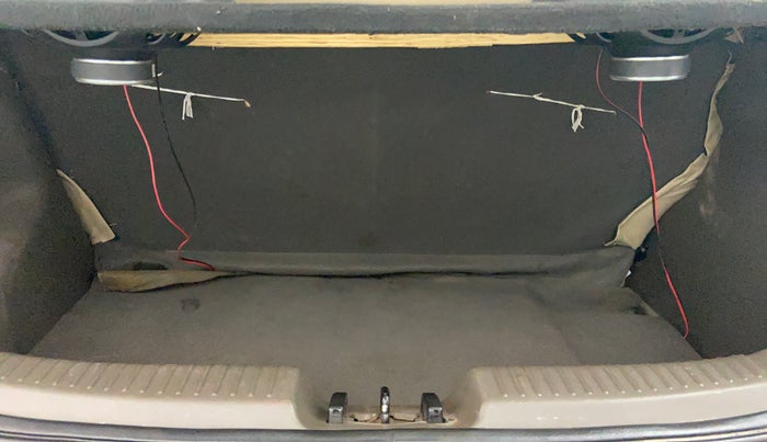 2011 Hyundai i10 MAGNA 1.2 KAPPA2, Petrol, Manual, 17,092 km, Boot Inside View