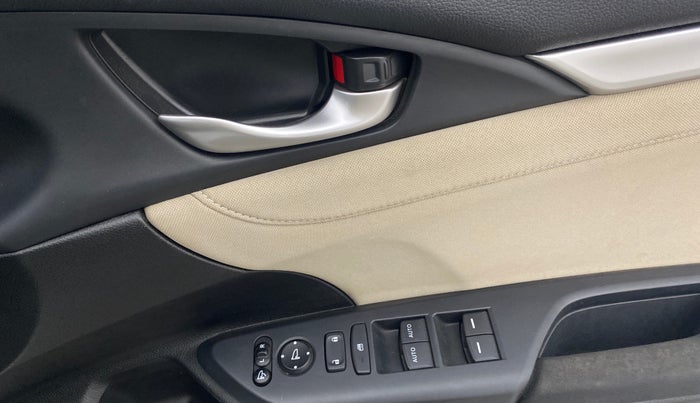 2019 Honda Civic 1.8L I-VTEC V CVT, Petrol, Automatic, 32,303 km, Driver Side Door Panels Control