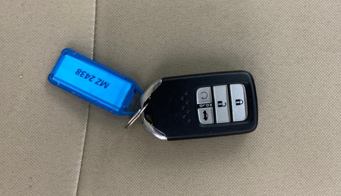 2019 Honda Civic 1.8L I-VTEC V CVT, Petrol, Automatic, 32,303 km, Key Close Up