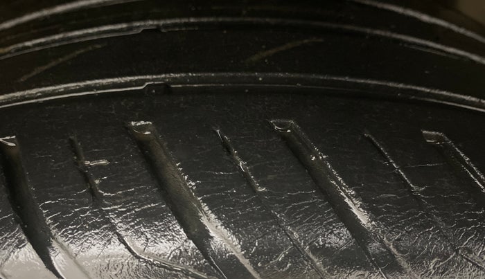 2019 Honda Civic 1.8L I-VTEC V CVT, Petrol, Automatic, 32,303 km, Right Front Tyre Tread