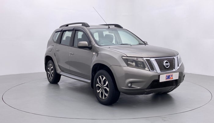 2014 Nissan Terrano XL PLUS 85 PS DEISEL, Diesel, Manual, 1,96,484 km, Right Front Diagonal (45- Degree) View