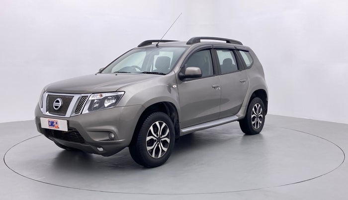 2014 Nissan Terrano XL PLUS 85 PS DEISEL, Diesel, Manual, 1,96,484 km, Left Front Diagonal (45- Degree) View