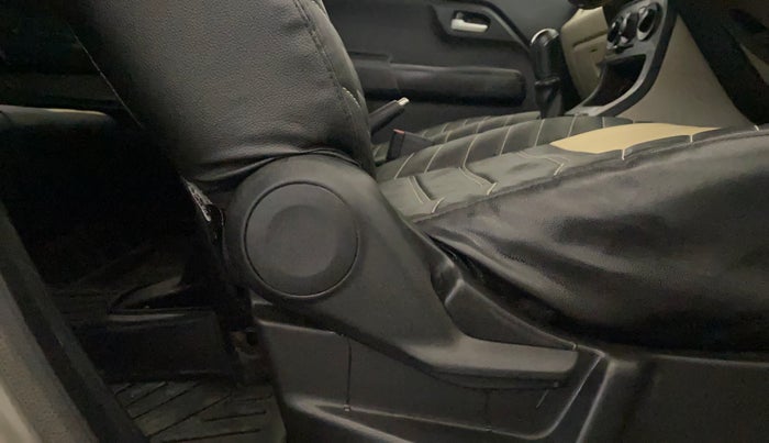 2022 Maruti New Wagon-R VXI CNG 1.0, CNG, Manual, 1,06,704 km, Driver Side Adjustment Panel