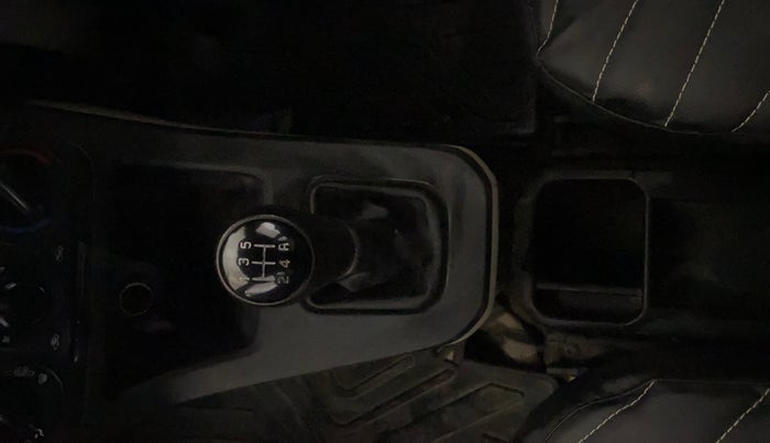 2022 Maruti New Wagon-R VXI CNG 1.0, CNG, Manual, 1,06,704 km, Gear Lever