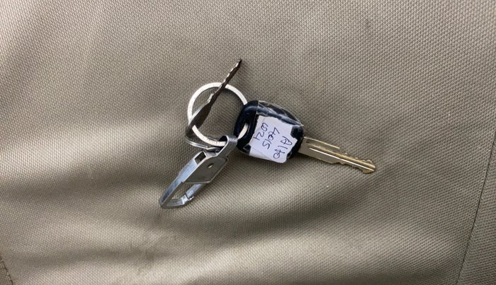 2018 Maruti Alto K10 VXI, Petrol, Manual, 52,365 km, Key Close Up