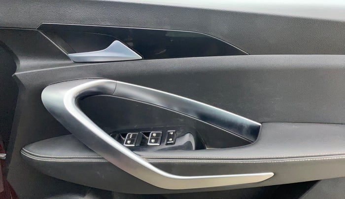 2019 MG HECTOR SHARP 1.5 DCT PETROL, Petrol, Automatic, 53,661 km, Driver Side Door Panels Control