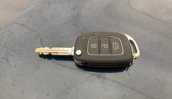 2022 Hyundai GRAND I10 NIOS MAGNA 1.2 KAPPA VTVT, Petrol, Manual, 16,553 km, Key Close Up