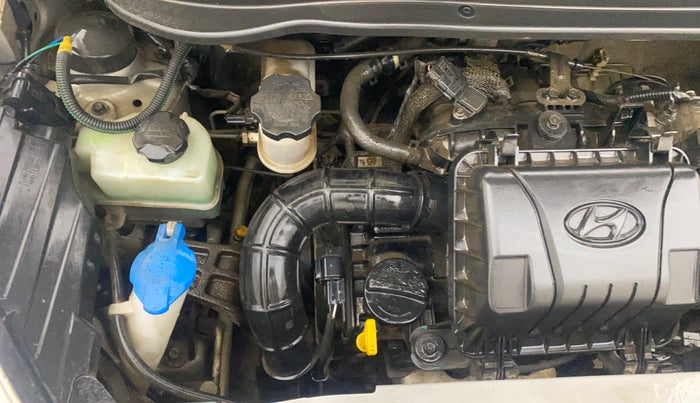 2014 Hyundai Eon SPORTZ, Petrol, Manual, 99,432 km, Engine View - Right