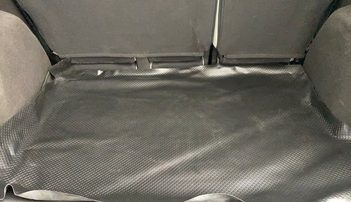 2015 Ford Ecosport TITANIUM 1.5L DIESEL, Diesel, Manual, 1,05,357 km, Boot Inside