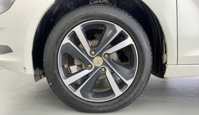 2020 Tata ALTROZ XZ (O) 1.2 RTN, Petrol, Manual, 54,207 km, Left Front Wheel