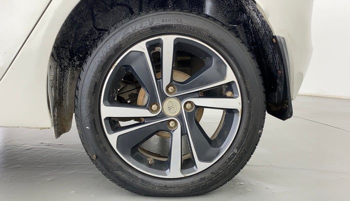 2020 Tata ALTROZ XZ (O) 1.2 RTN, Petrol, Manual, 54,207 km, Left Rear Wheel