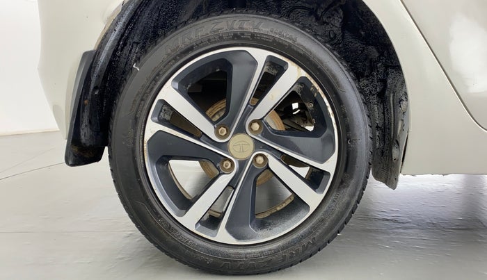 2020 Tata ALTROZ XZ (O) 1.2 RTN, Petrol, Manual, 54,207 km, Right Rear Wheel