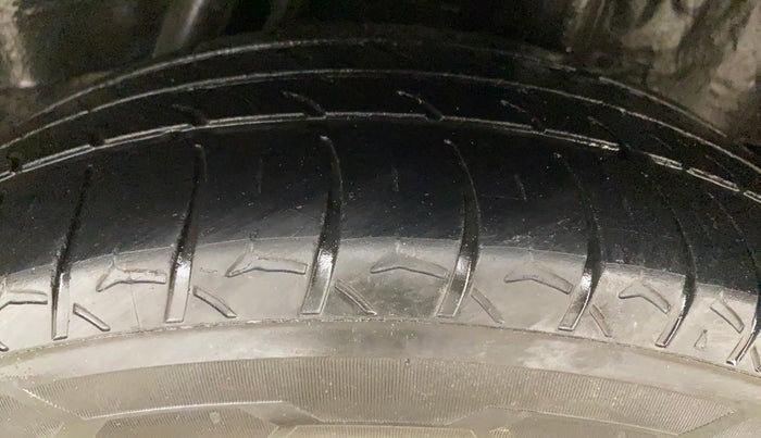 2018 Honda City 1.5L I-VTE V CVT, Petrol, Automatic, 1,44,063 km, Left Rear Tyre Tread