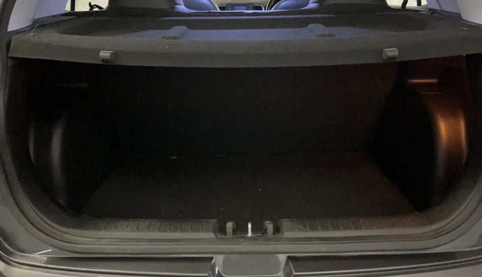 2020 Hyundai VENUE S 1.2, Petrol, Manual, 19,029 km, Boot Inside