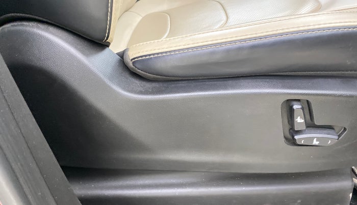 2021 MG HECTOR SHARP 1.5 DCT PETROL, Petrol, Automatic, 19,913 km, Driver Side Adjustment Panel