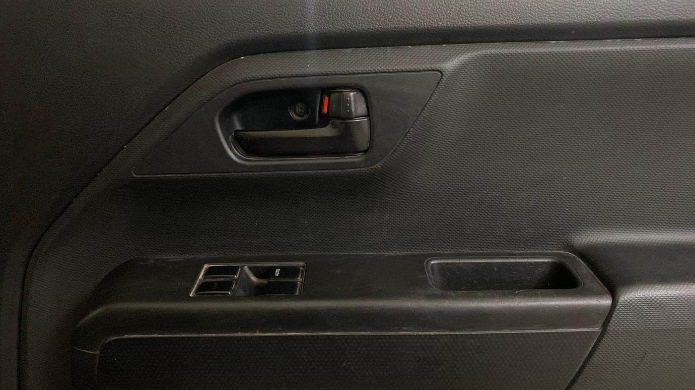 2020 Maruti New Wagon-R LXI CNG 1.0, CNG, Manual, 92,631 km, Driver Side Door Panels Control