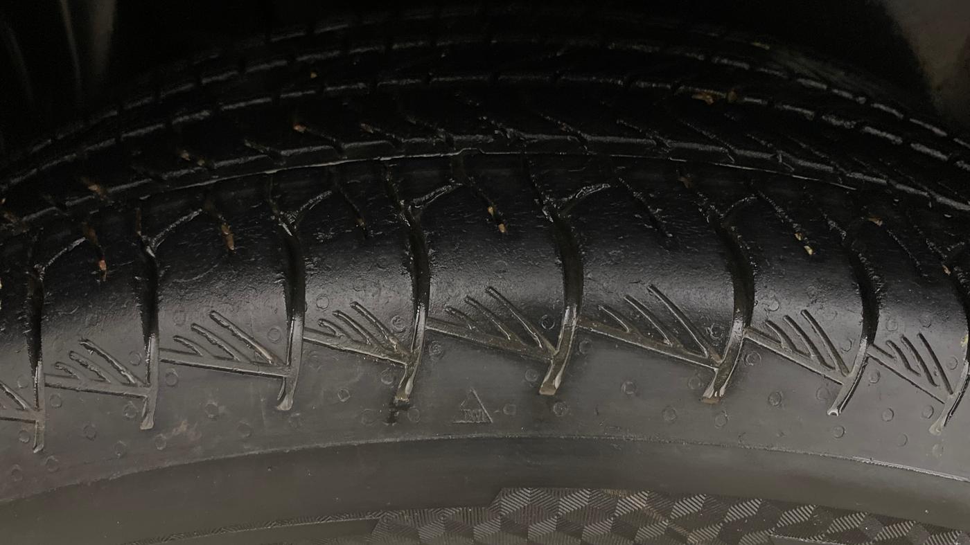 2022 Maruti Grand Vitara ALPHA SMART HYBRID AT, Petrol, Automatic, 56,389 km, Right Rear Tyre Tread