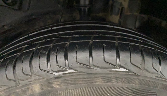 2022 Tata NEXON XM DIESEL, Diesel, Manual, 75,250 km, Left Rear Tyre Tread