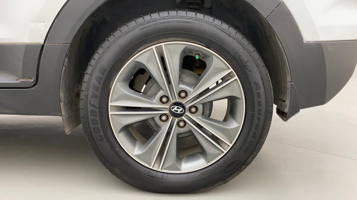 2016 Hyundai Creta SX PLUS AT 1.6 DIESEL, Diesel, Automatic, 72,821 km, Left Rear Wheel