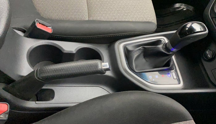 2016 Hyundai Creta SX PLUS AT 1.6 DIESEL, Diesel, Automatic, 72,821 km, Gear Lever